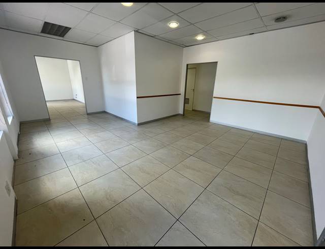 193M² OFFICE TO LET IN ROSEBANK